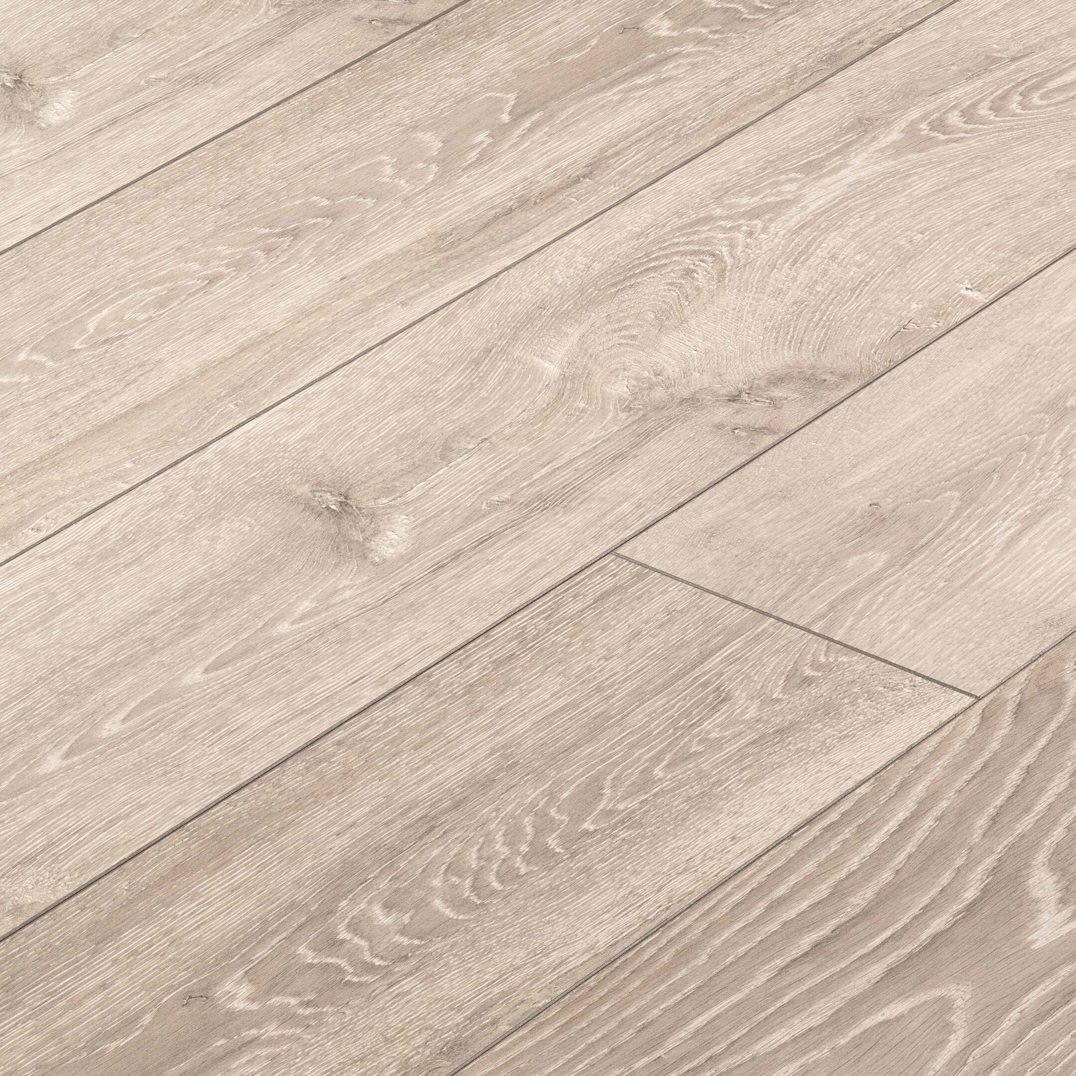 ���������� ������� 33 ����� Ultradecor Expert Choice ��� ������� 1,48 ��.� 12 �� � ������  