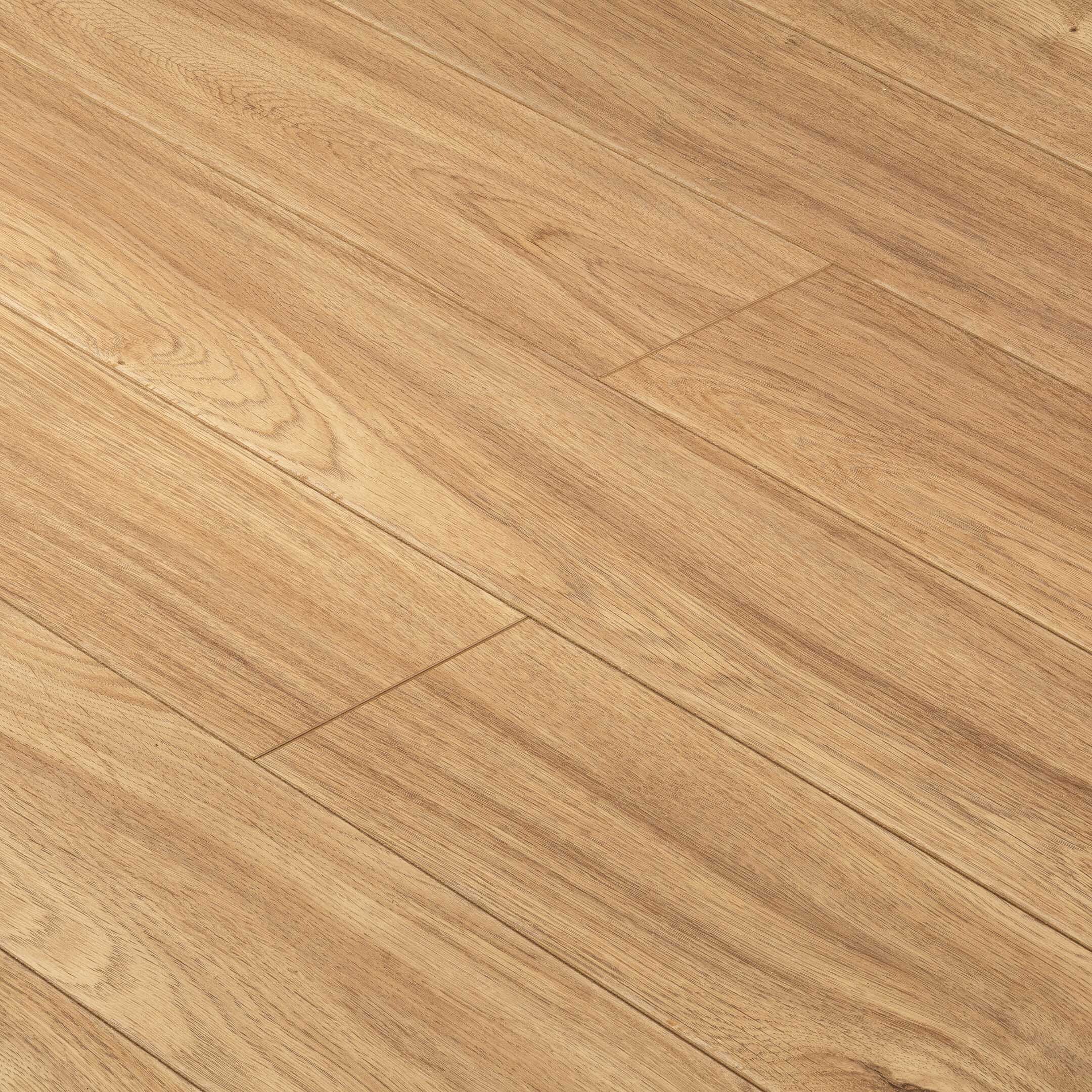 ���������� ������� 33 ����� Ultradecor Expert Choice ��� �������� 2,22 ��.� 8 �� � ������  