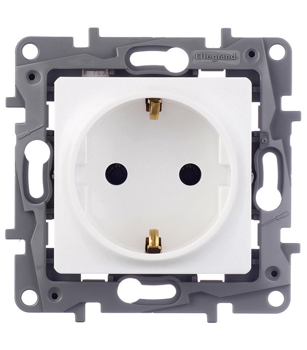���������� ������� Legrand Etika ������������ ����� (672221)  