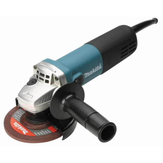 ���������� ���������� ������� MAKITA 9558HNR 125�� 840��  