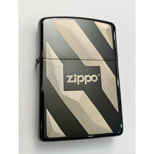   Zippo classic