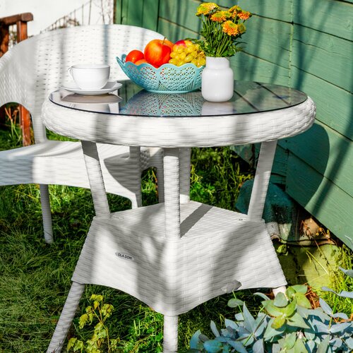 ���������� ���� ������� ������� �� ������� RATTAN OLA DOM, ������� 70 ��, ������ 72 ��. ������ ��������������. ����: �����.